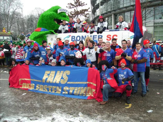 Bild: Fußball WM - Breite Unterstützung für Bonner Fan-Initiative