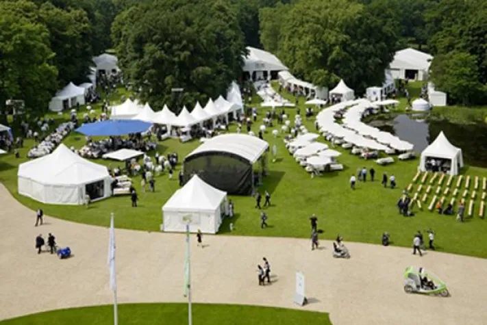 Bild: Schürzenfest und Zeltgelage - Taste of Berlin mit Losberger Zelten