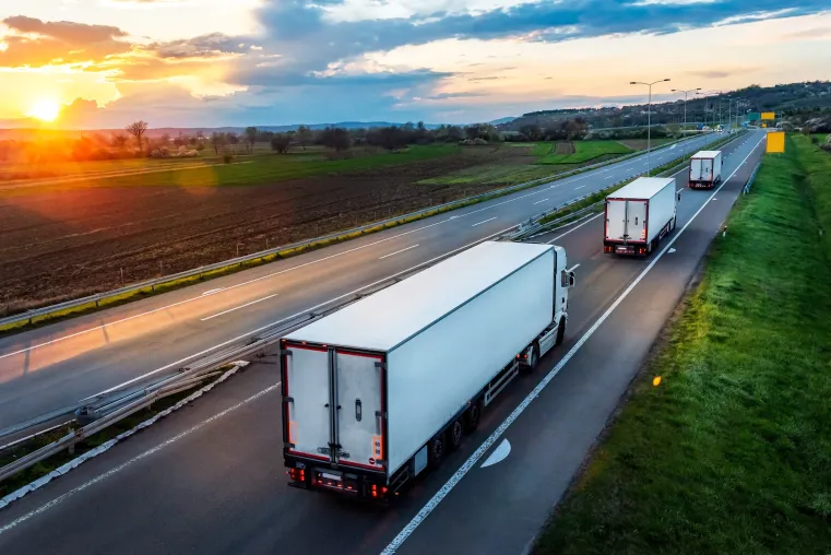 Bild: Transporte nach Belarus: Mit Kraft und Zuverlässigkeit zum Ziel
