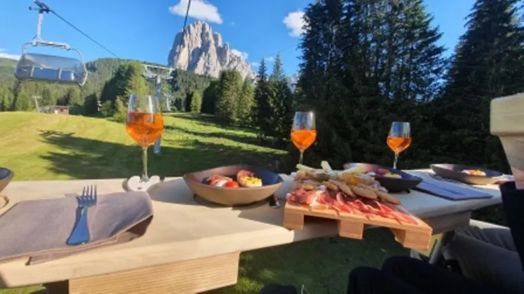 Bild: Highlights in den Dolomiten