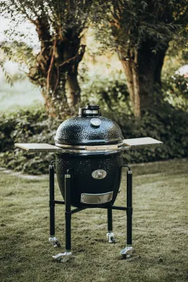 Bild: Holzkohle neu entdecken: Keramisch Grillen auf Kamados von Monolith