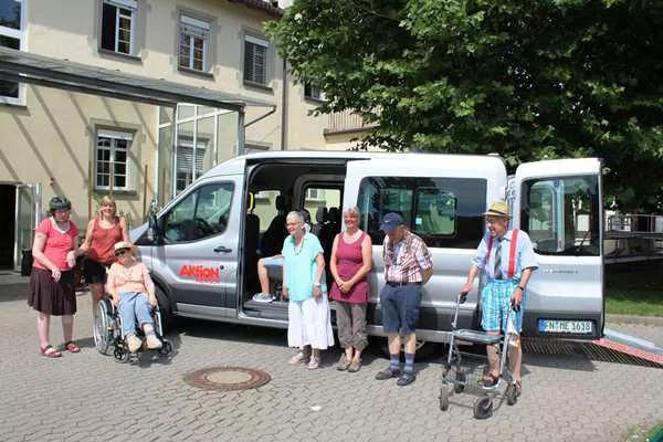 Bild: Ein rollstuhlgerechter Bus ermöglicht mehr Mobilität