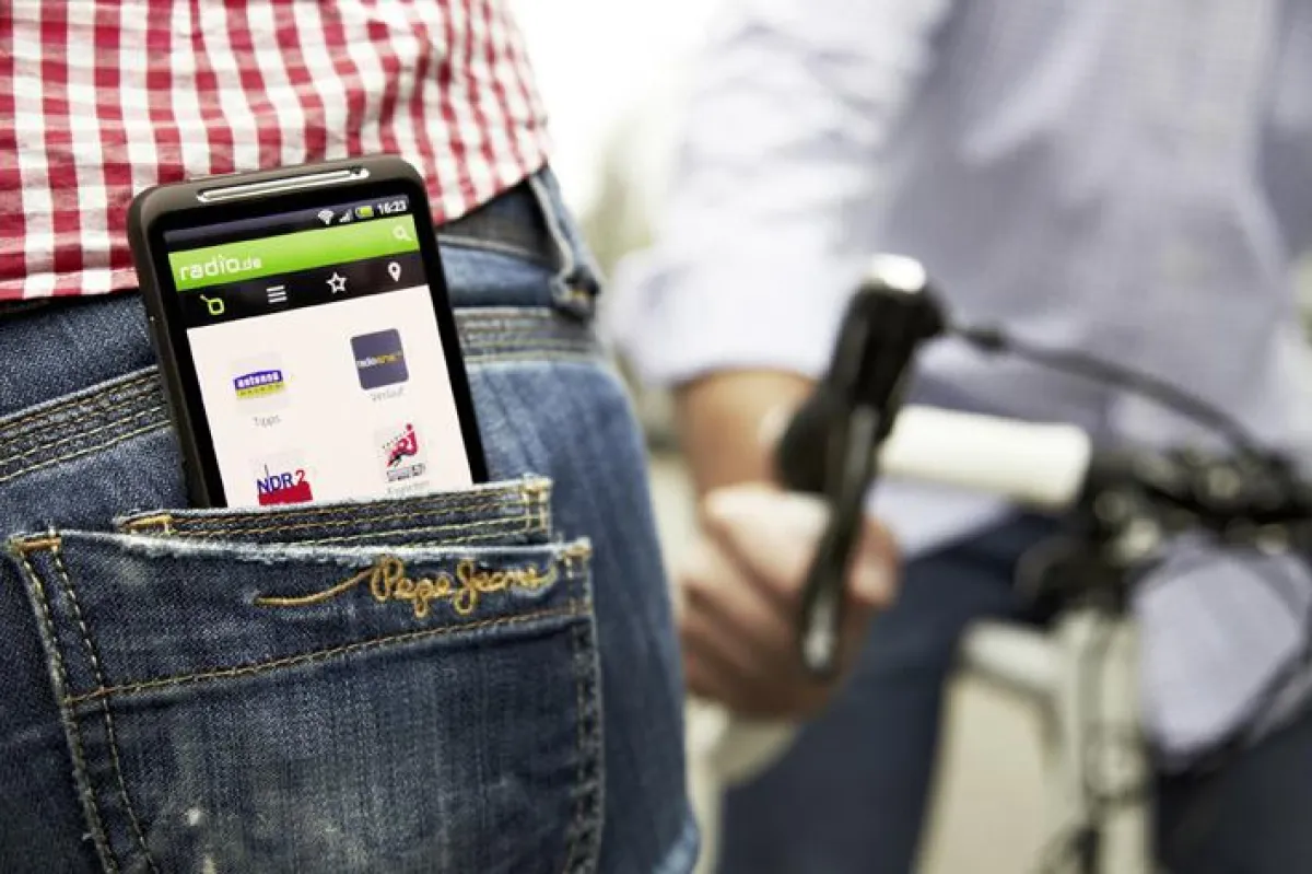 Einfach jederzeit, kostenlos und überall Radiohören mit der neuen App von radio.de for Android.