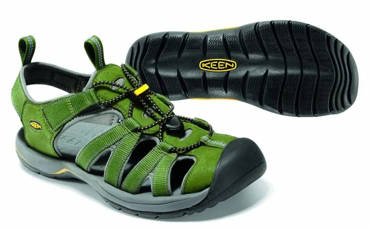 Bild: Canyoning, Camping oder City: Hybride Sandale für männliche Abenteurer