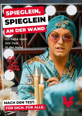 Bild: Spieglein, Spieglein …": Micaela Schäfer und Julian F. M. Stöckel brechen mit HIV-Test-Tabus
