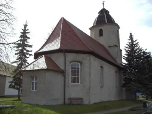 Bild: Ländliche Entwicklung in der Dübener Heide - Neue Straßen, neue Wohnhäuser und ein Dorfladen