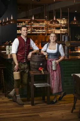 Bild: Platzl Hotel: Marias Platzl - Wirtshaus „Ayinger in der Au“ und „Kreszenz4 - Der Saal“ eröffnet