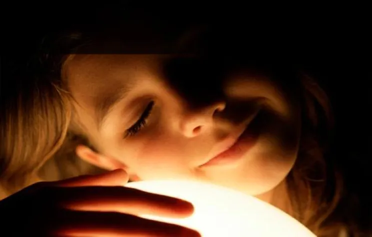 Bild: Ohne Licht kein Leben - Mit der optimalen Lichtgestaltung gute Laune bekommen.