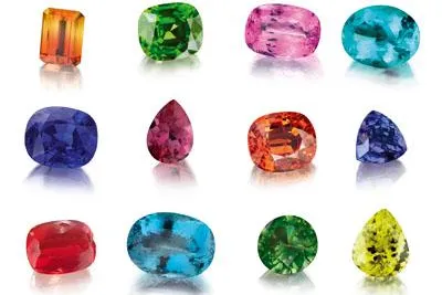 Bild: Bilder schöner Edelsteine ergänzen nun den Schmuck - purador kooperiert mit Constantin Wild
