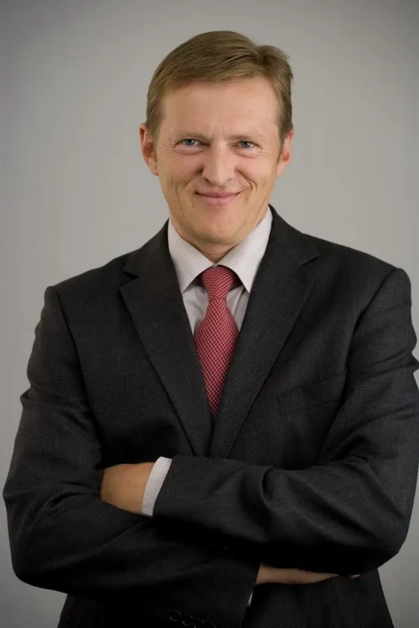 Nikolaus Caesar, Geschäftsführer BF.services