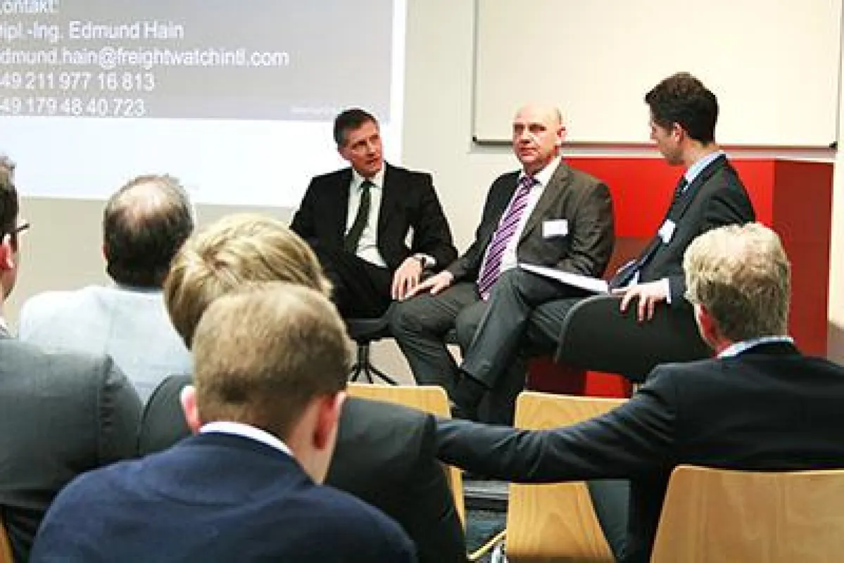 V.l.: Edmund Hain, Dr. Ulrich Franke, Prof. Dr. Martell Rotermundt