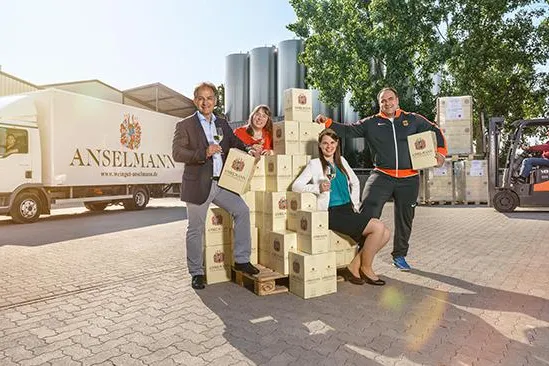 Bild: Weingut Werner Anselmann liefert zum fünften Mal Weine für Olympia