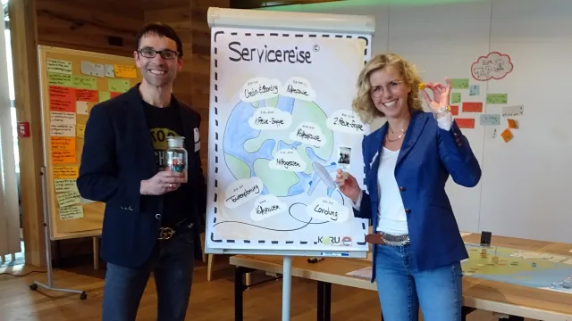 Bild: Reifen Simmel geht auf Servicereise©