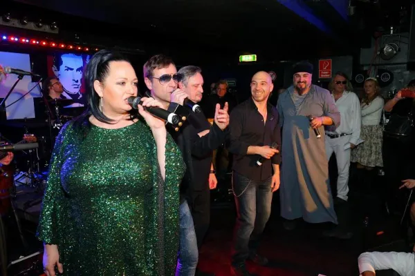 Falco Nights 2016 … und im U4 geig’n die Goldfisch ... Bild: Falco Nights 2016 … und im U4 geig’n die Goldfisch ...