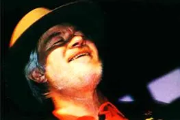 Bild: Von Swing bis Skrei: Restaurant Weinrot präsentiert am 8. März Jazz-Dinner mit Peter Petrel