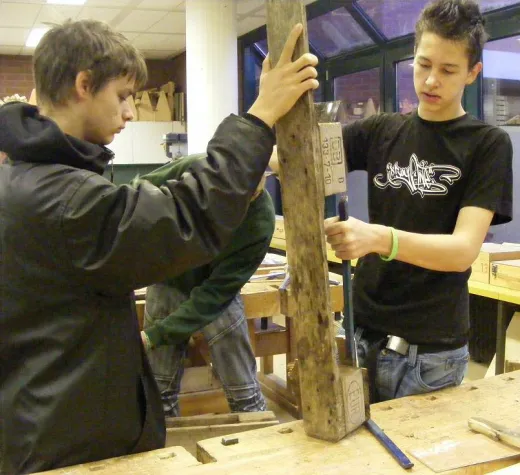 Soltau Logistic Center und Schülerfima Kratzbaum starten Kooperation Bild: Soltau Logistic Center und Schülerfima Kratzbaum starten Kooperation