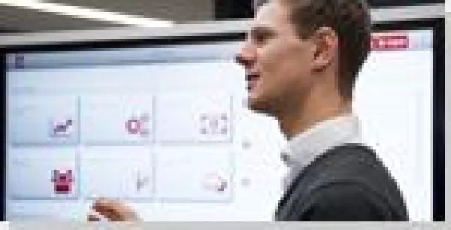 Bild: Die Kombination aus Lean und Industrie 4.0: in-GmbH stellt sphinx open Digital Teamboard vor
