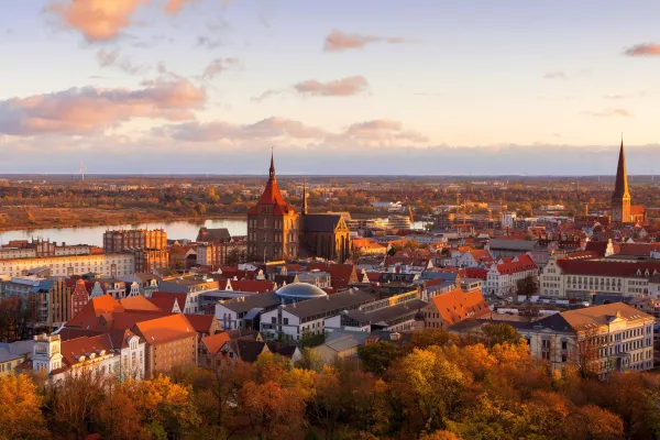 Bild: Rostock: Ein Boom auf dem Immobilienmarkt Eine aufstrebende Perle an der Ostsee