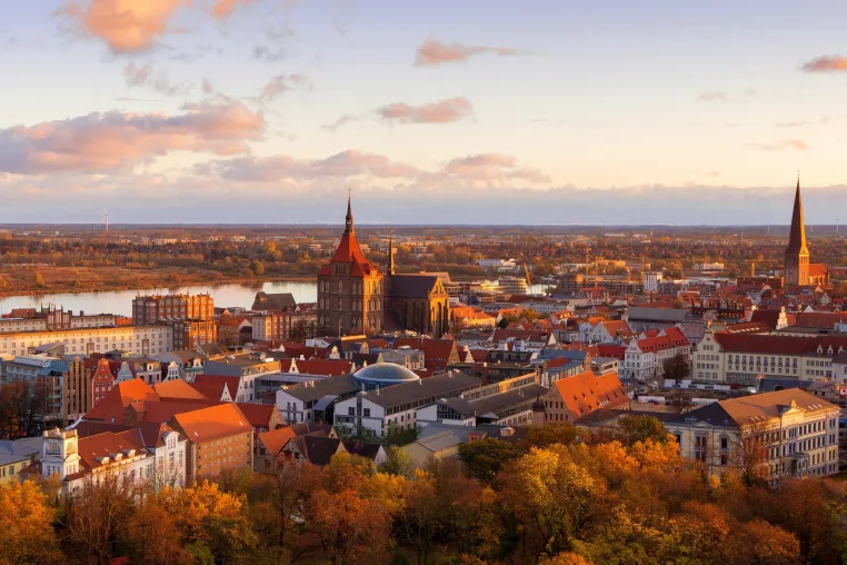 Bild: Rostock: Ein Boom auf dem Immobilienmarkt Eine aufstrebende Perle an der Ostsee