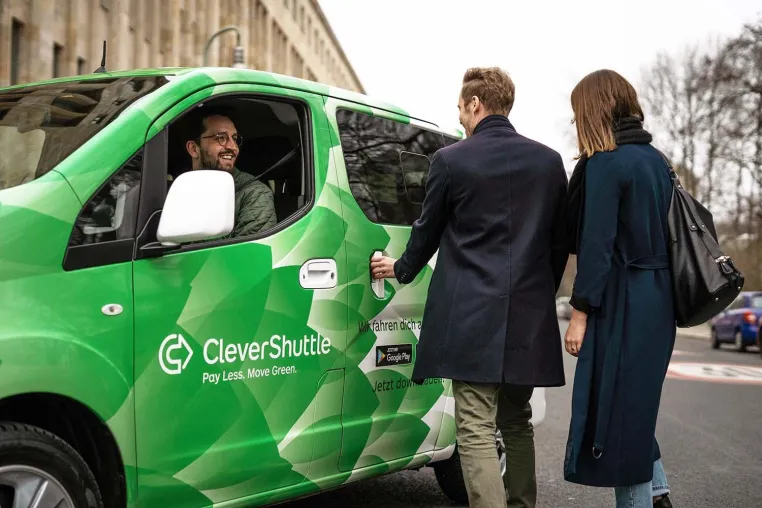CleverShuttle disponiert mit IVU.suite Bild: CleverShuttle disponiert mit IVU.suite