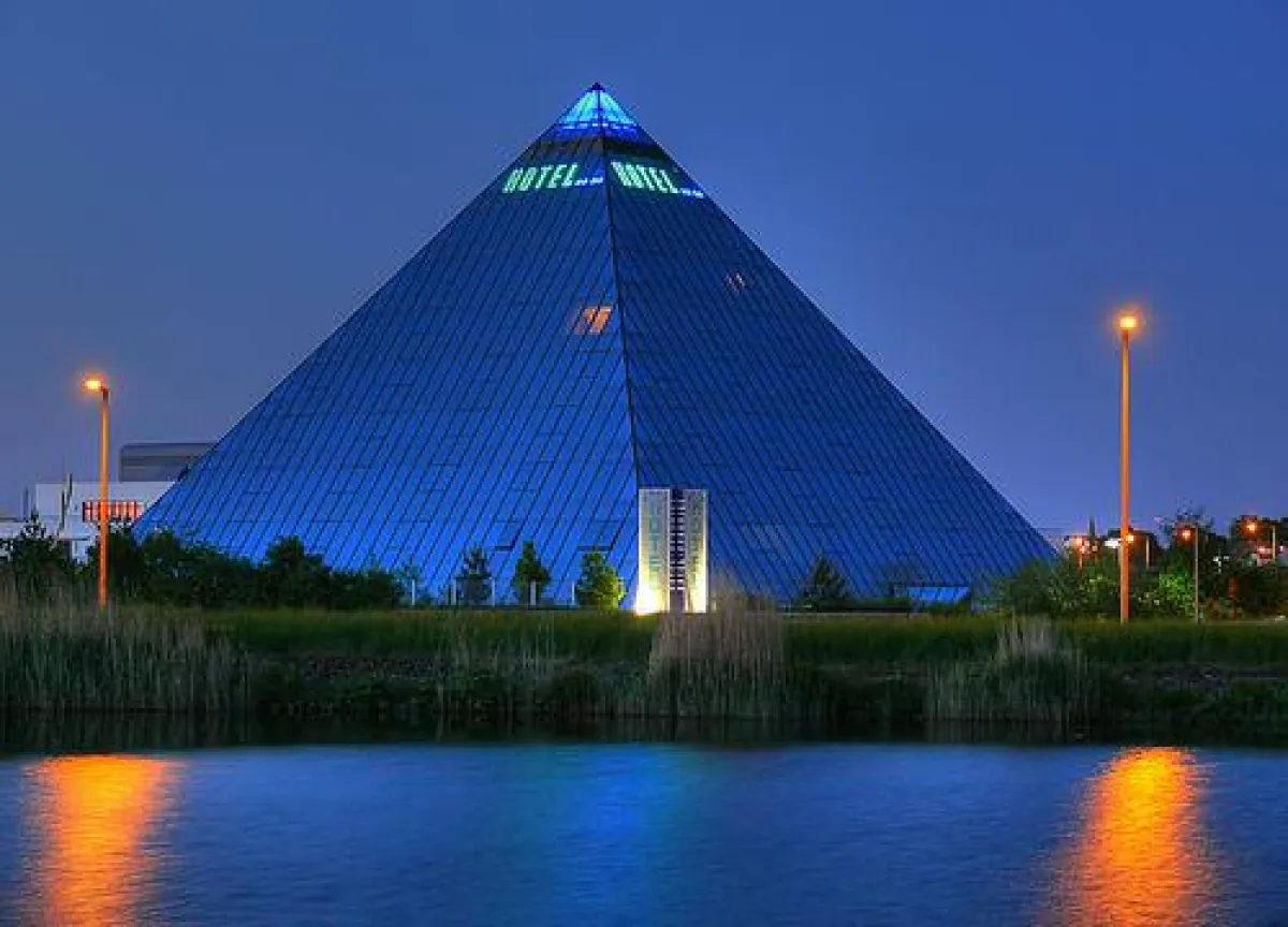 Hotel-Pyramide Fürth