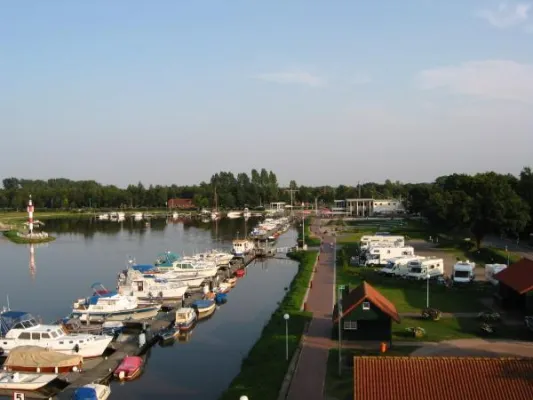 Ammerland, Barßel und Saterland - per Paddel und Pedal Bild: Ammerland, Barßel und Saterland - per Paddel und Pedal