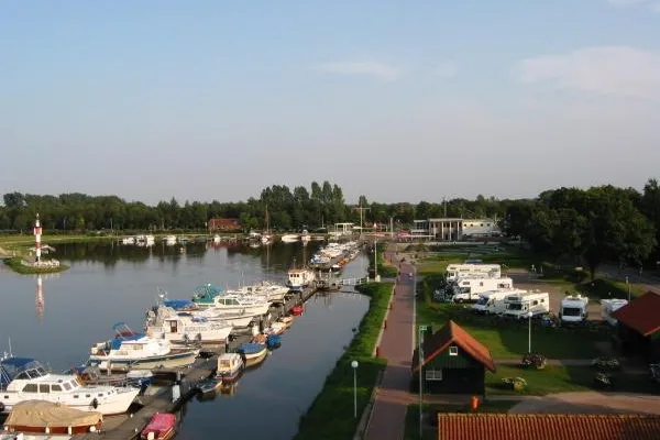 Ammerland, Barßel und Saterland - per Paddel und Pedal Bild: Ammerland, Barßel und Saterland - per Paddel und Pedal