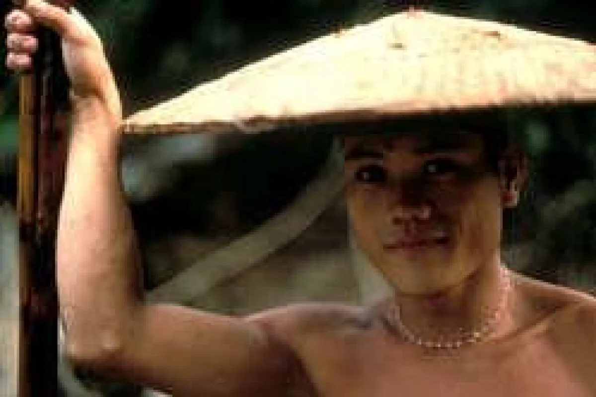 Ein Penan im Regenwald Borneos. © R. Hanbury-Tenison/ Survival