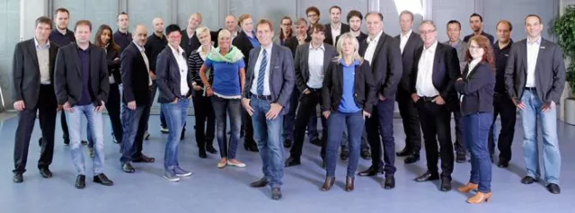 Bild: BARTHAUER feiert 25-jähriges Firmenjubiläum: Über 30 Jahre Erfahrung in der Software-Programmierung
