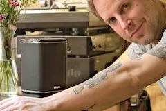 Von Musikliebhabern für Musikliebhaber: Riptide setzt auf den Sound von RIVA Audio Bild: Von Musikliebhabern für Musikliebhaber: Riptide setzt auf den Sound von RIVA Audio