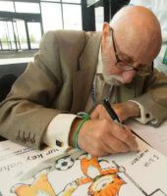 Bild: Berühmter "Liebe ist…"- Comic-Zeichner entwirft besondere Sticker für das "Fußball für Freundschaft"-Programm