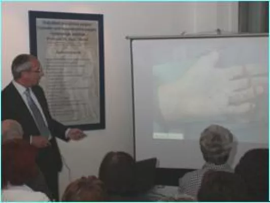 Bild: Moderne Methoden der Handchirurgie - Großes Interesse an Patientenveranstaltung in Michelstadt