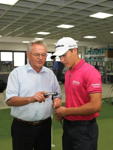 Bild: Vom Top-Amateur zum Nachwuchs-Profi: Golf-Pro Dominic Foos mit Vollgas in die Saison 2015