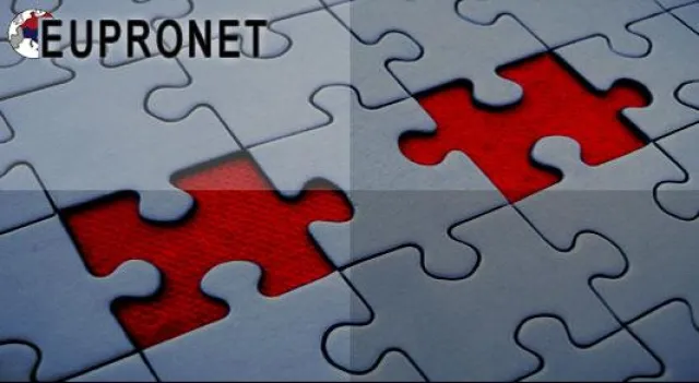 Strategisches Networking: Agieren statt reagieren - Gestalten statt verwalten Bild: Strategisches Networking: Agieren statt reagieren - Gestalten statt verwalten