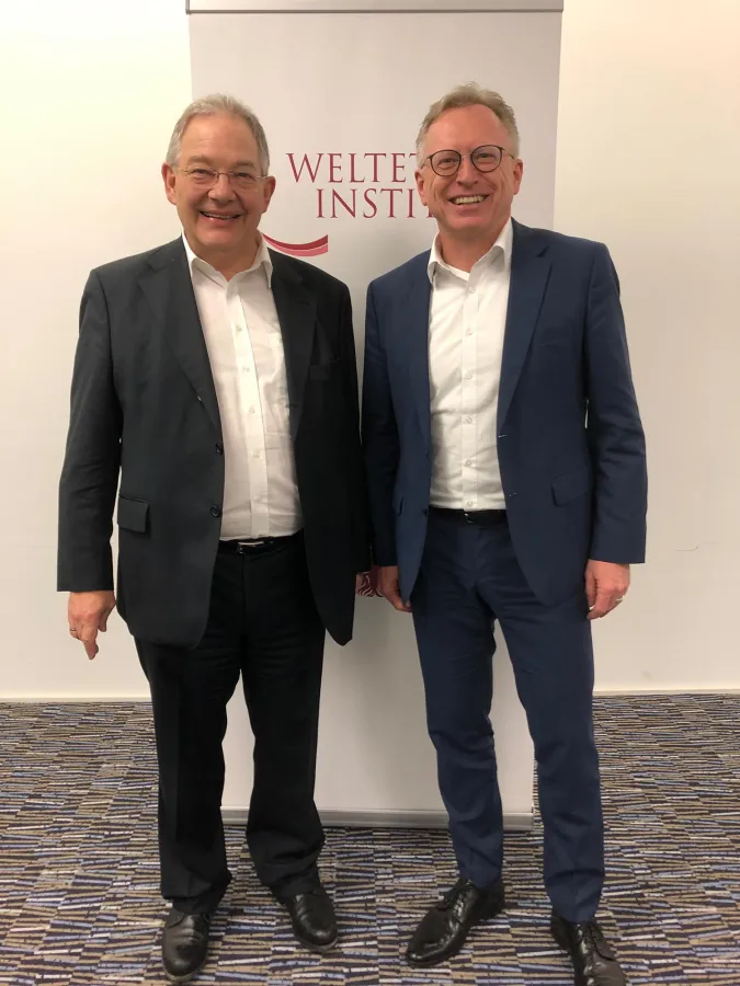 Prof. Dr. Dr. Ulrich Hemel (li.) und Klaus Peter Betz