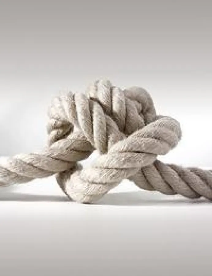 Ethische Fragestellungen erscheinen oft als unlösbares Problem. Ethik-Beratung kann ein Weg zu einer Lösung sein.