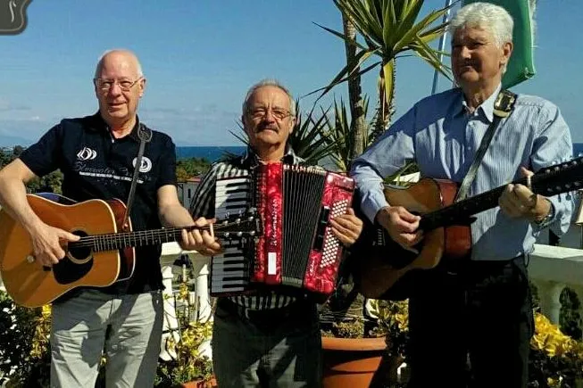 Italienisch-deutscher Abend der Warsteiner Europafreunde am 26.Mai - Turyband Calabria und Warstein Project Bild: Italienisch-deutscher Abend der Warsteiner Europafreunde am 26.Mai - Turyband Calabria und Warstein Project