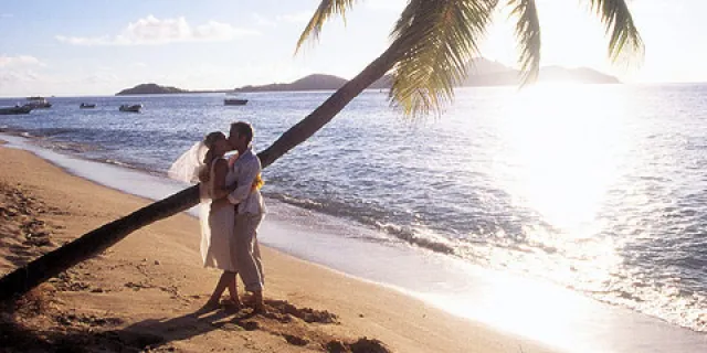 Bild: Ausgefallene Hochzeitsreisen & romantische Flitterwochen