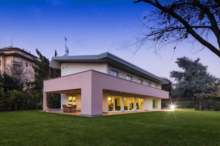 Bild: Rubner Haus: Kubistische Architektur trifft familiäre Wohnatmosphäre