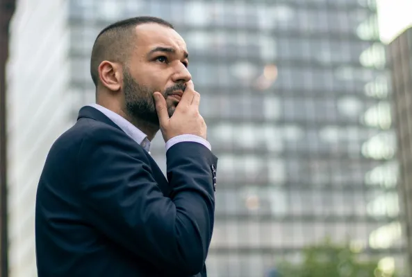 Bild: Mohamed Ali Oukassi und seine Google-Ads Gebotsstrategien