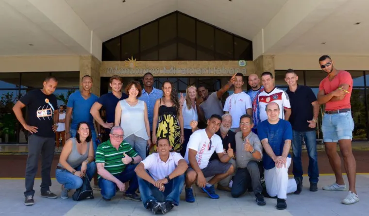 Bild: avenTOURa lässt seine Reiseleiter zu interkulturellen Lehrern ausbilden