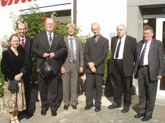 Bild: Für Dialog – gegen Fundamentalismus