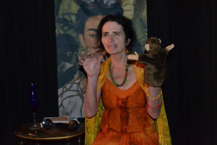 Bild: "Hommage an Frida Kahlo" - von und mit Beate Sarrazin