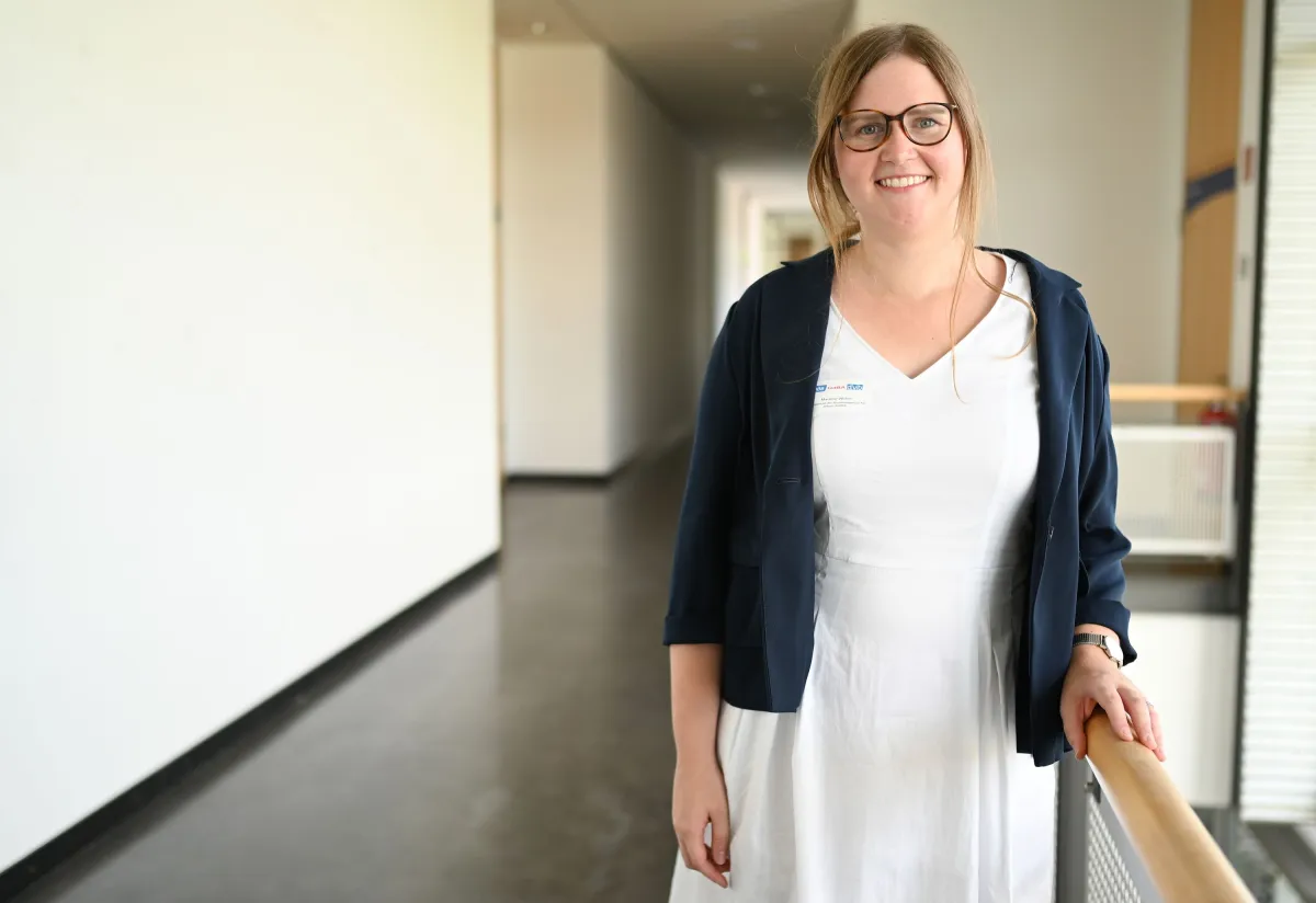 Marlene Wicker, Preisträgerin des Josephine-Levy-Rathenau-Preises 2022 (© Lars Klemmer / diebildwerft Oldenburg)