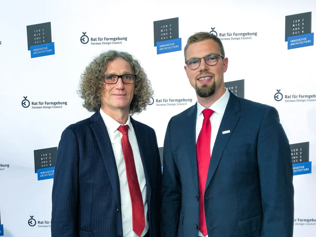 Die neue Markise MX-3 von markilux wurde mit den ICONIC AWARDS 2019 ausgezeichnet.