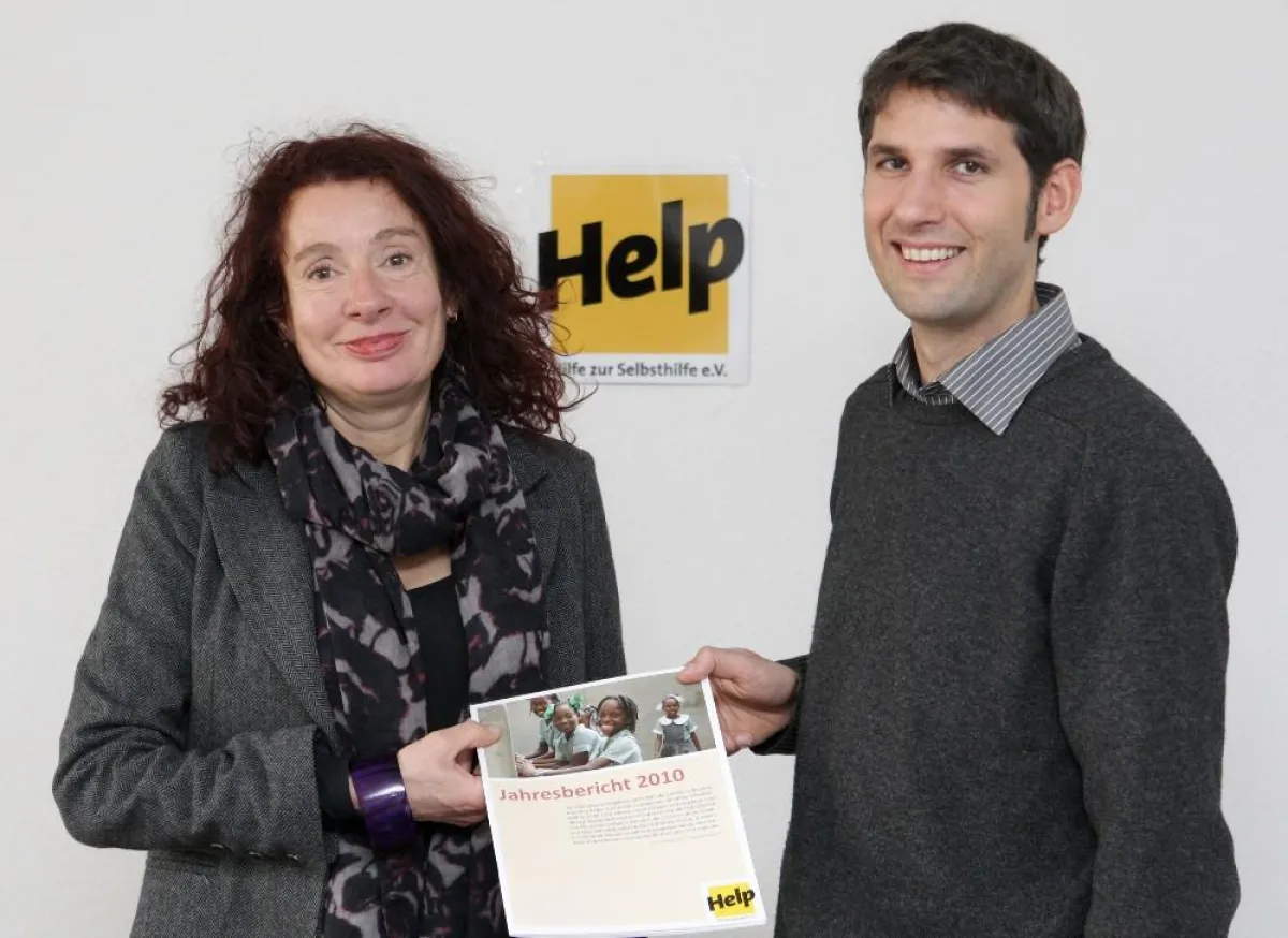 vergleichen.de und Help vereinbaren Spenden-Kooperation