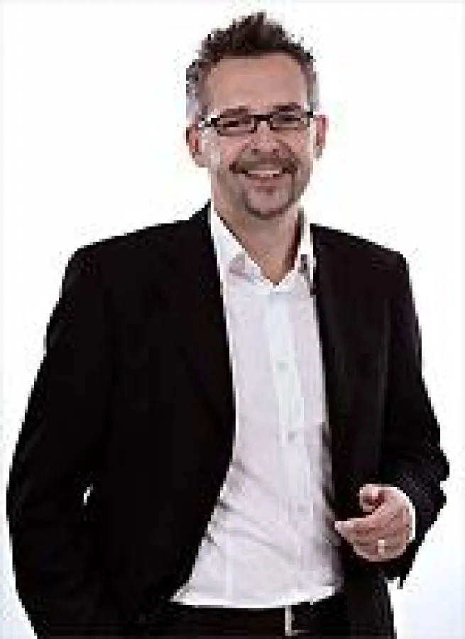 Manfred Michèl Heros: 