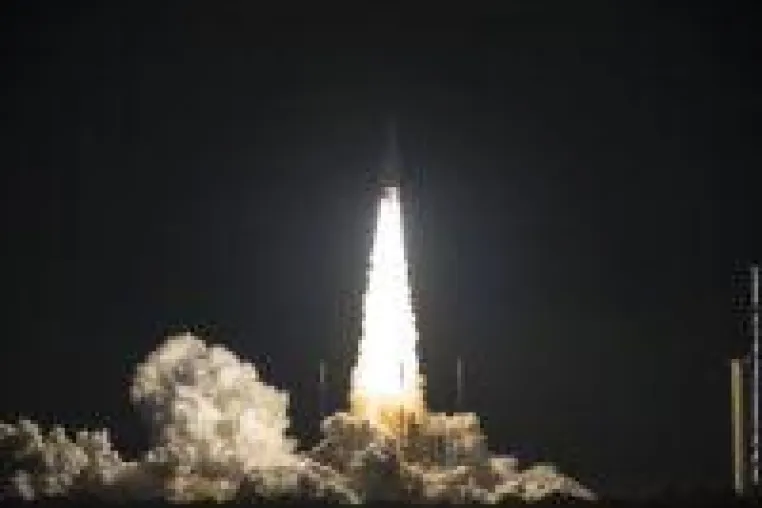 Satellit EUTELSAT 172B erfolgreich in den Weltraum gestartet Bild: Satellit EUTELSAT 172B erfolgreich in den Weltraum gestartet