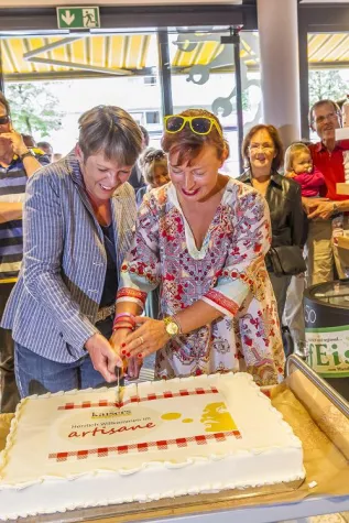 Bild: Neueröffnung artisane in Freiburg: gut besuchte Filialeröffnung im Rieselfeld