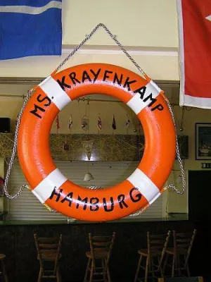 Bild: Kunst an Deck: Mittsommerfest im Seemannsheim mit Barbecue, Beats und Bildern von Seeleuten